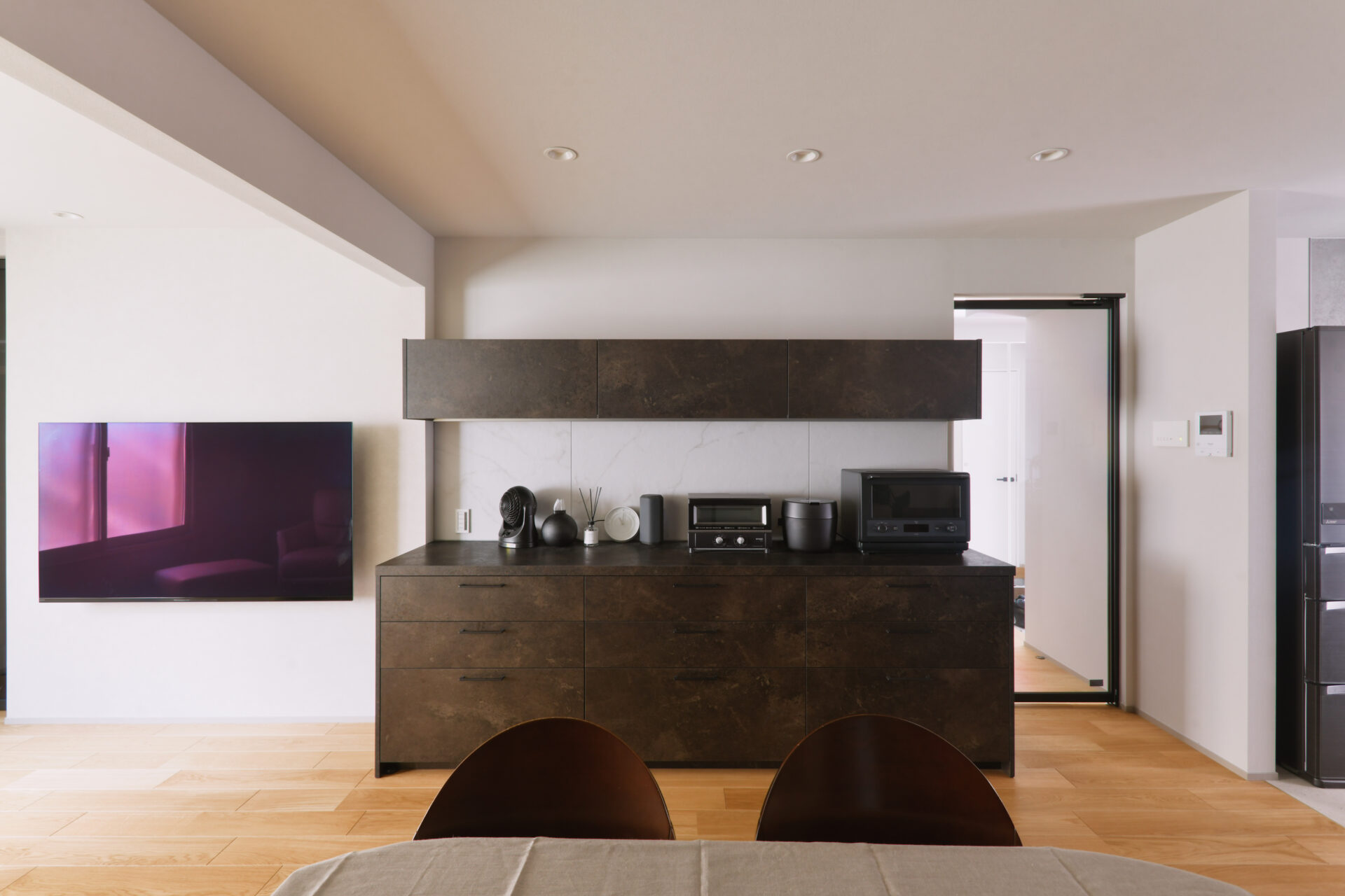 戸建て_リノベーション_2×4工法_ツーバイフォー_リビング_カップボード_小林めぐみ担当_エントリエ