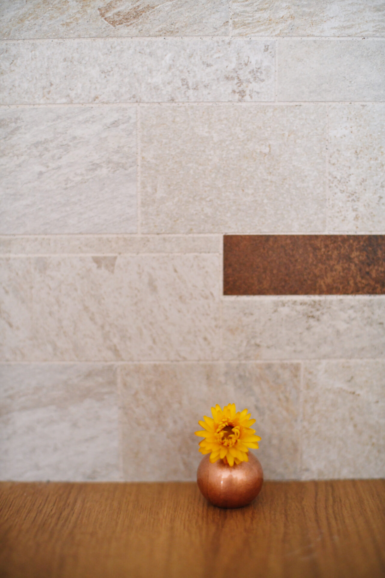 マンション_リノベーション_タイル_澤 雄太担当_エントリエ