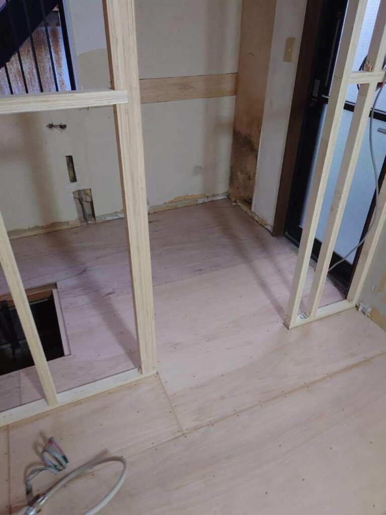 洗面所などの水まわり部分の下地入れ後の写真