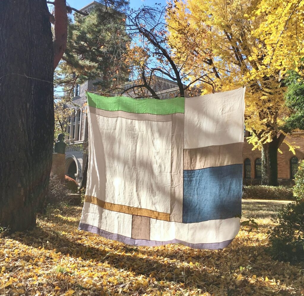 麻布を縫い合わせたふろしき