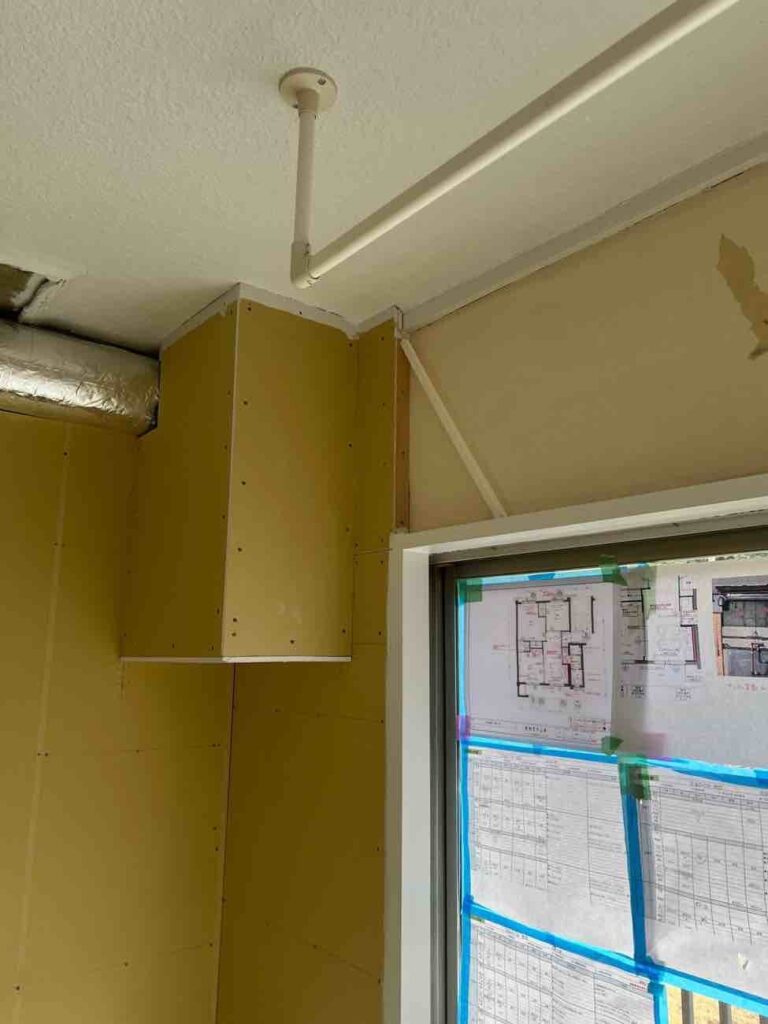 換気扇を隠した様子(アップ)