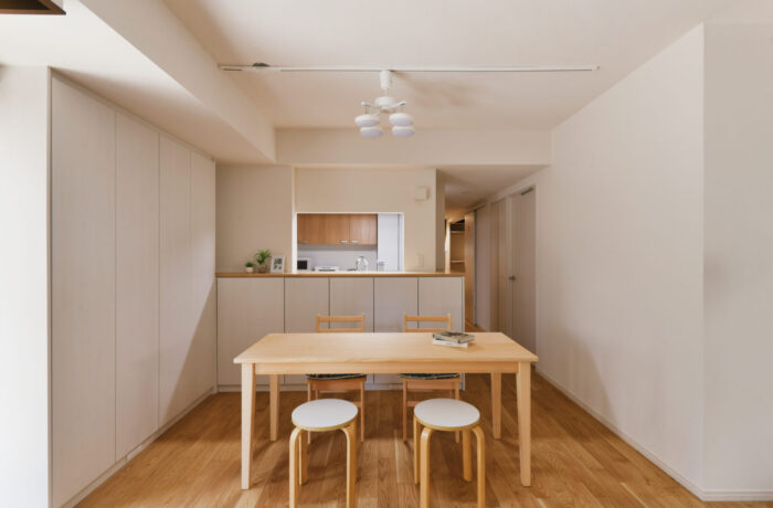 マンション_リノベーション_ふたり暮らし_キッチン_ダイニング_リビング_田畑 照子担当_エントリエ